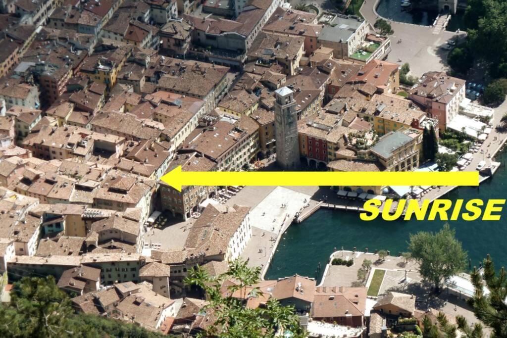 Apartment Sunrise - Centro Storico N2 *